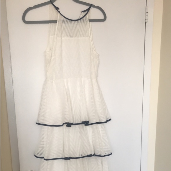 Gorgeous red carpet dress - Picture 2 of 2